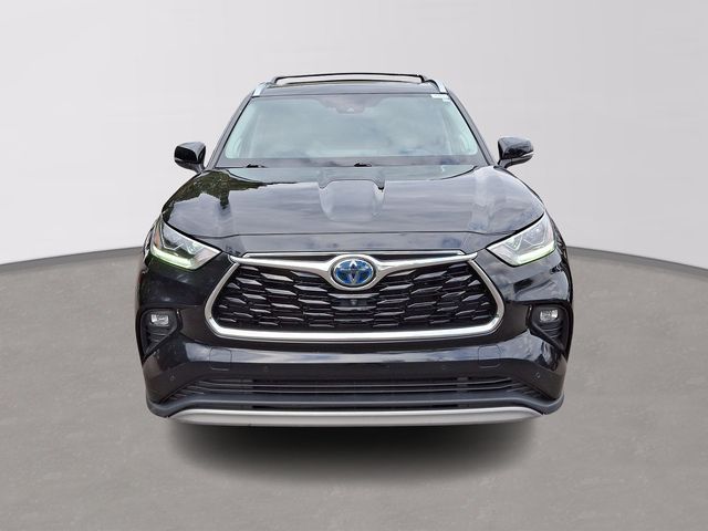 2021 Toyota Highlander Hybrid Platinum