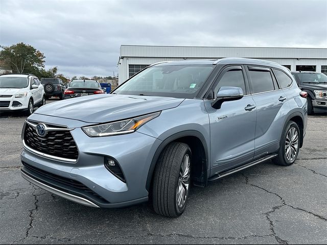 2021 Toyota Highlander Hybrid Platinum