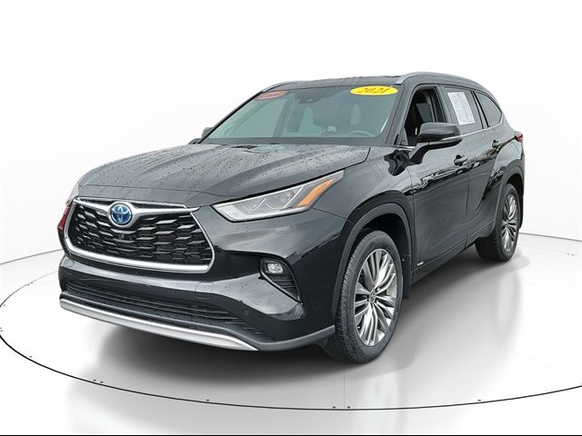 2021 Toyota Highlander Hybrid Platinum