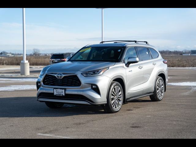 2021 Toyota Highlander Hybrid Platinum