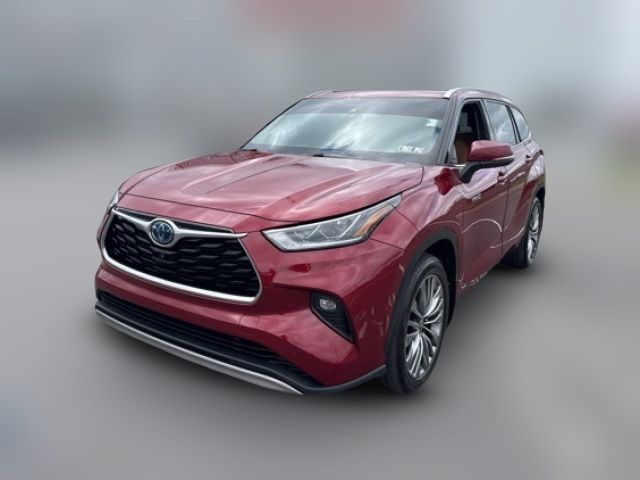 2021 Toyota Highlander Hybrid Platinum