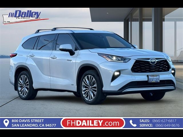 2021 Toyota Highlander Hybrid Platinum