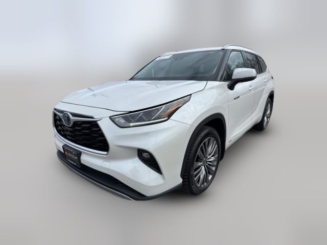 2021 Toyota Highlander Hybrid Platinum