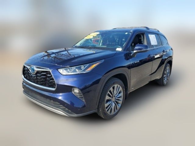 2021 Toyota Highlander Hybrid Platinum