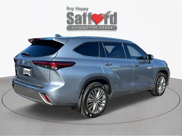 2021 Toyota Highlander Hybrid Platinum