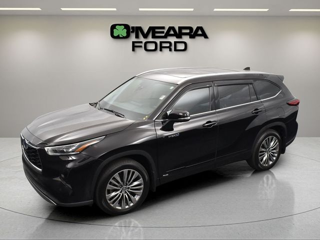 2021 Toyota Highlander Hybrid Platinum