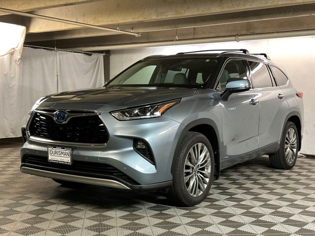 2021 Toyota Highlander Hybrid Platinum