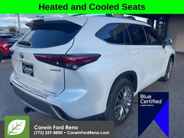 2021 Toyota Highlander Hybrid Platinum