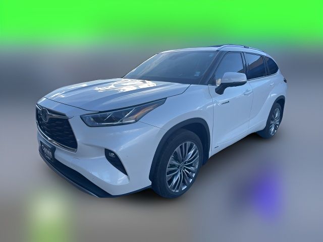 2021 Toyota Highlander Hybrid Platinum