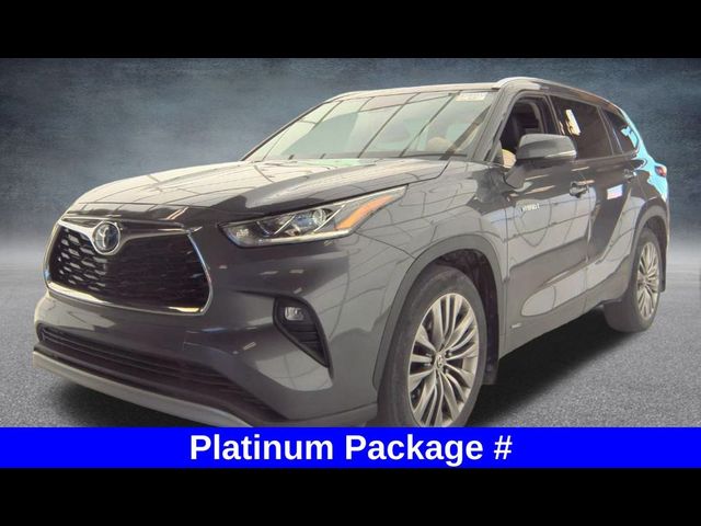2021 Toyota Highlander Hybrid Platinum