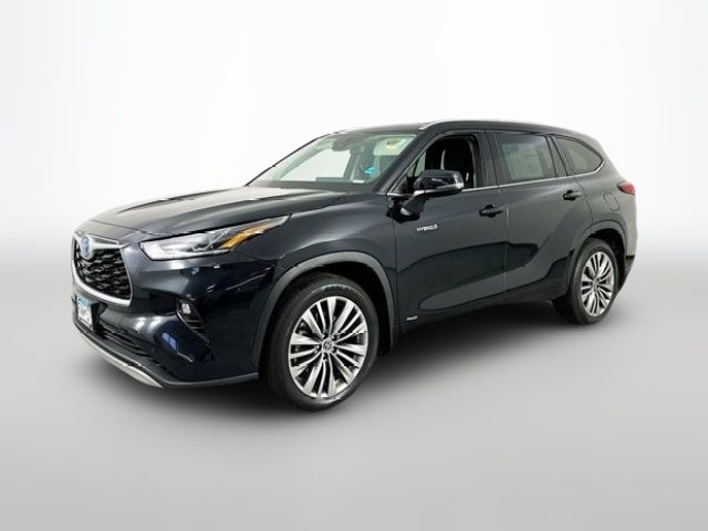 2021 Toyota Highlander Hybrid Platinum