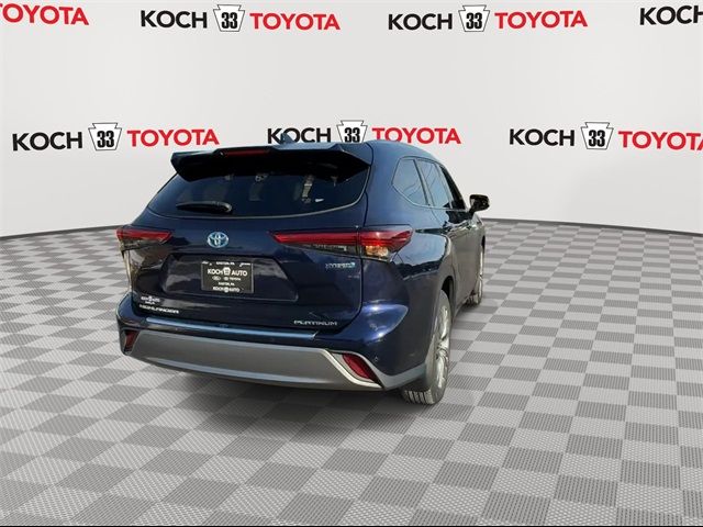 2021 Toyota Highlander Hybrid Platinum