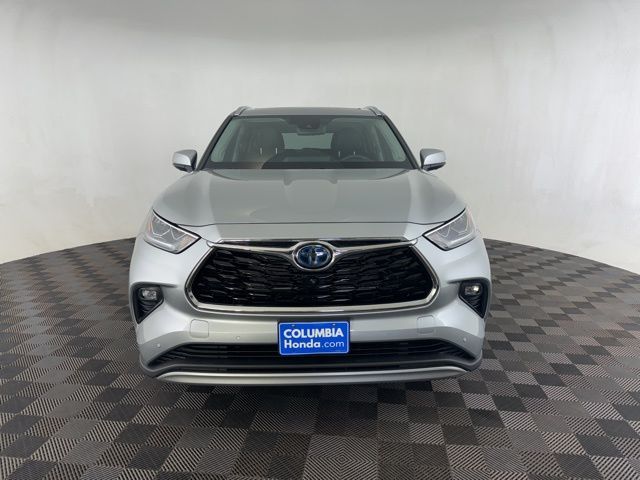 2021 Toyota Highlander Hybrid Platinum