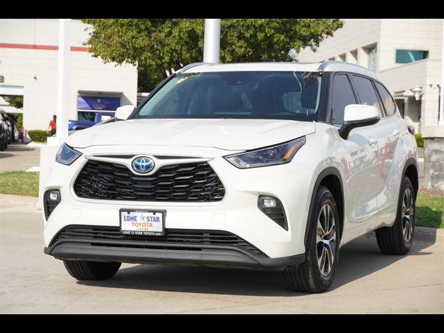 2021 Toyota Highlander Hybrid XLE