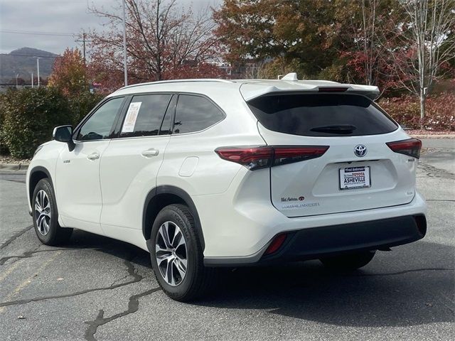 2021 Toyota Highlander Hybrid XLE