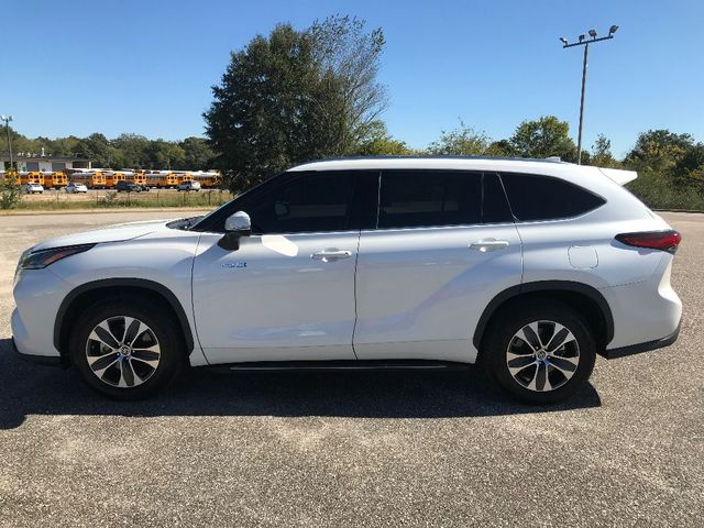 2021 Toyota Highlander Hybrid XLE