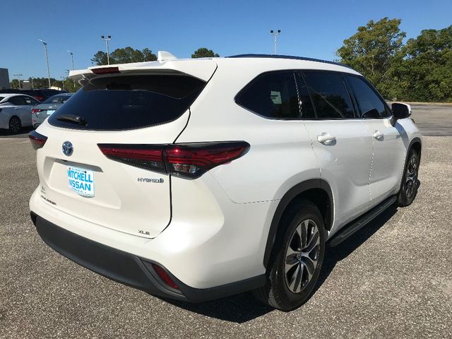 2021 Toyota Highlander Hybrid XLE