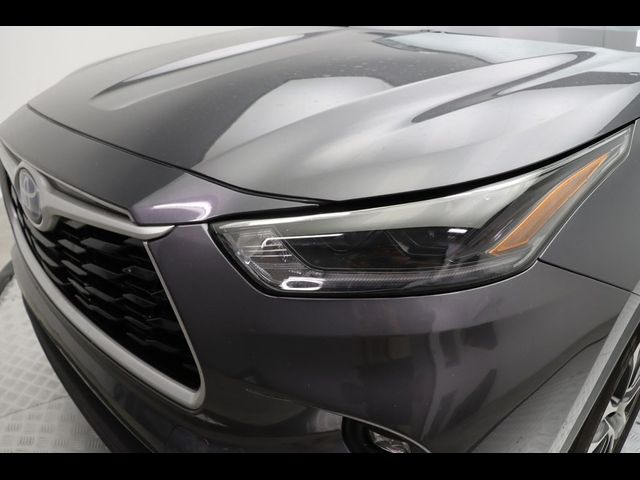 2021 Toyota Highlander Hybrid XLE