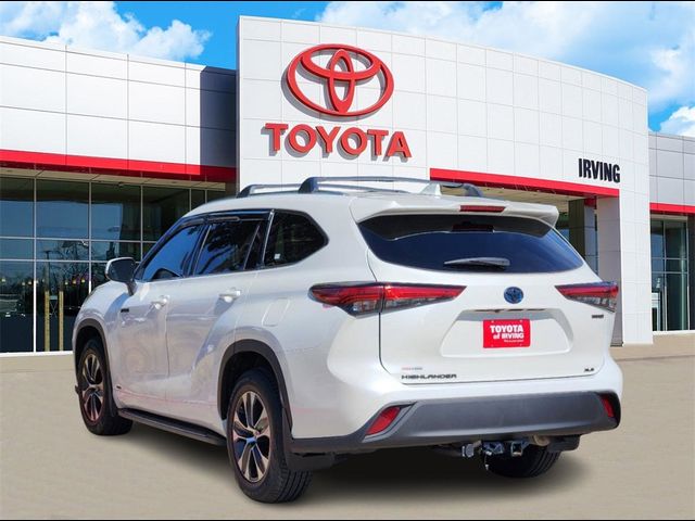 2021 Toyota Highlander Hybrid XLE