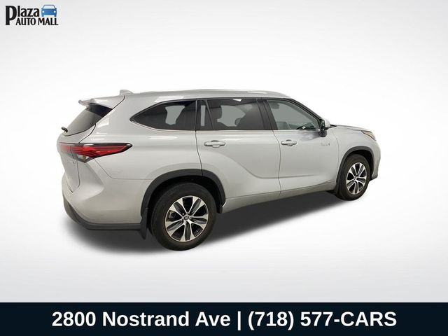 2021 Toyota Highlander Hybrid XLE