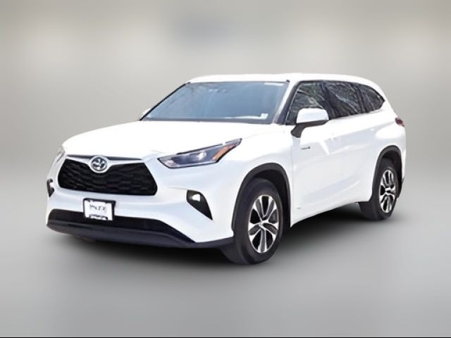 2021 Toyota Highlander Hybrid XLE