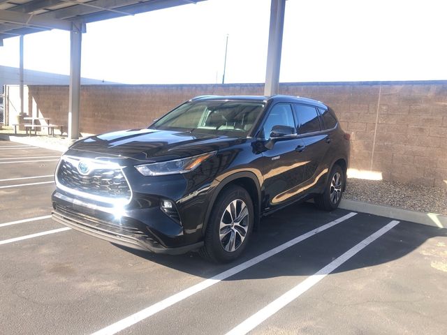 2021 Toyota Highlander Hybrid XLE