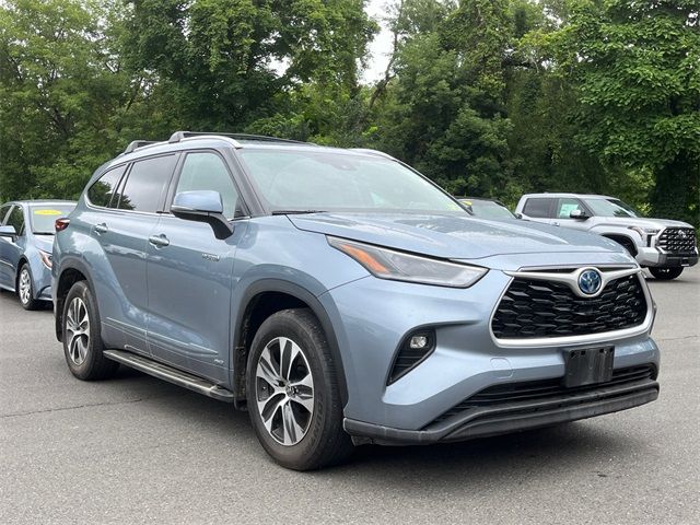 2021 Toyota Highlander Hybrid XLE