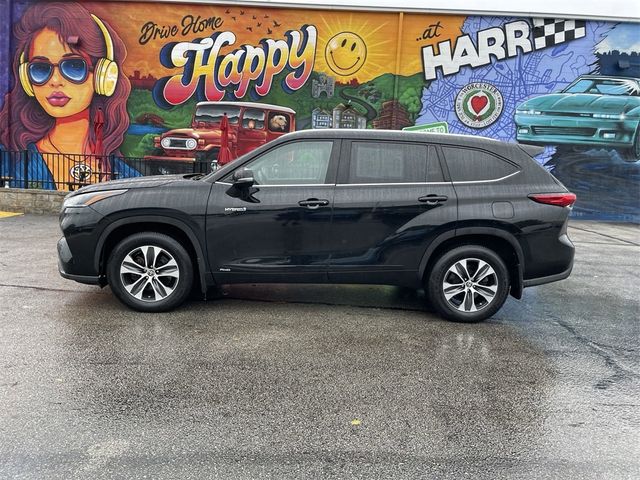 2021 Toyota Highlander Hybrid XLE