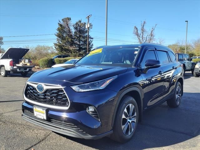 2021 Toyota Highlander Hybrid XLE