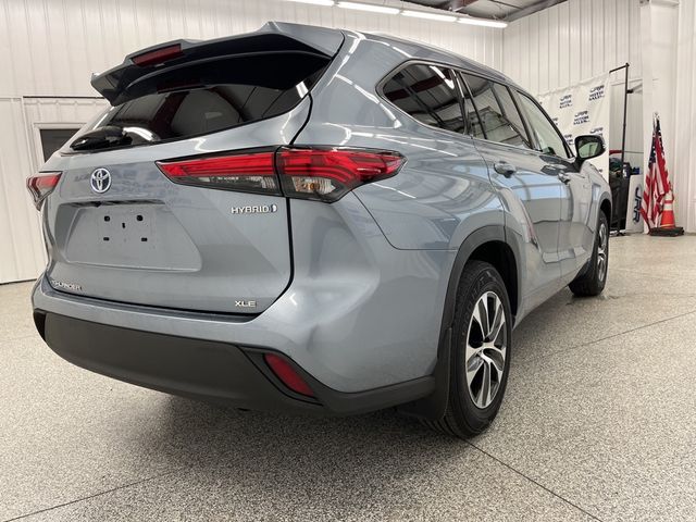 2021 Toyota Highlander Hybrid XLE