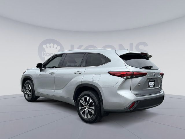 2021 Toyota Highlander Hybrid XLE