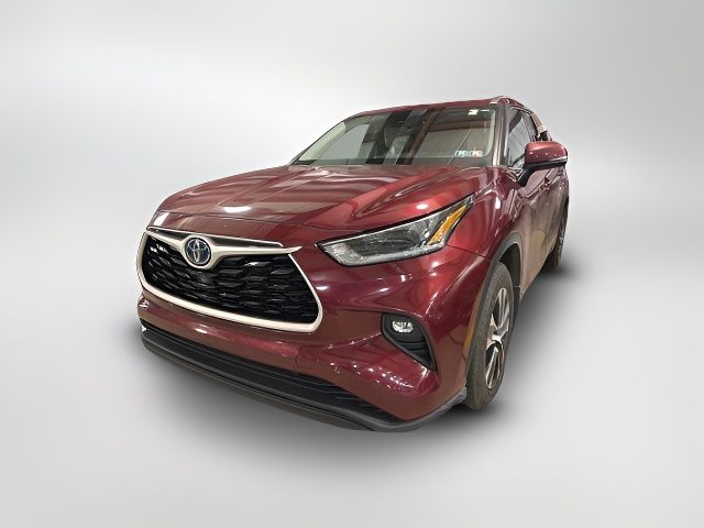 2021 Toyota Highlander Hybrid XLE