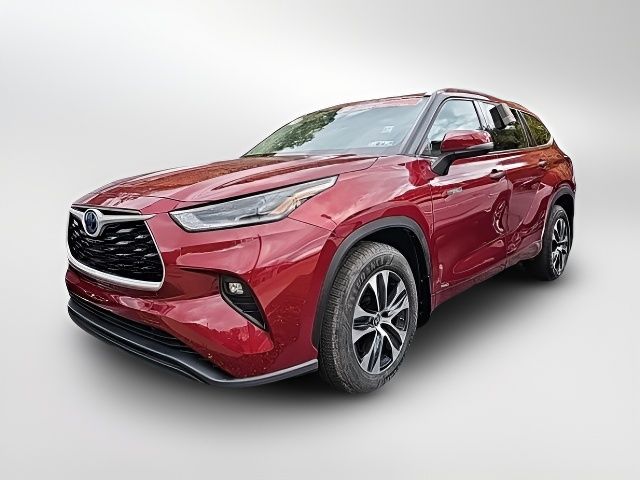 2021 Toyota Highlander Hybrid XLE