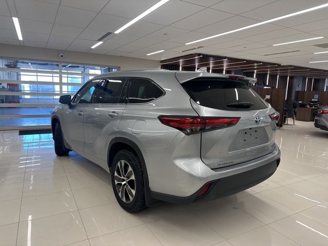 2021 Toyota Highlander Hybrid XLE