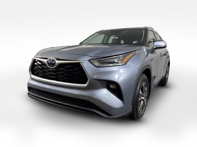 2021 Toyota Highlander Hybrid XLE