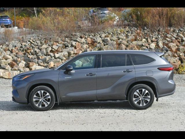 2021 Toyota Highlander Hybrid XLE