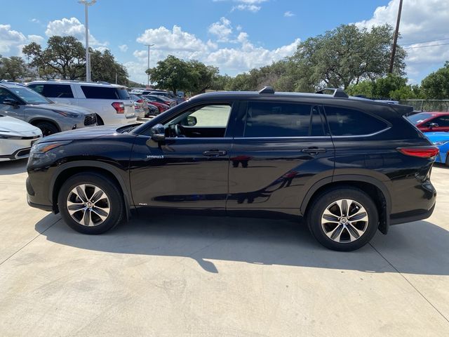 2021 Toyota Highlander Hybrid XLE