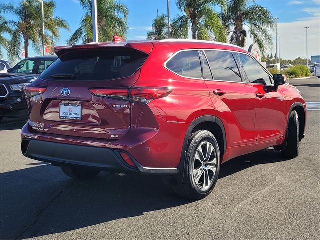 2021 Toyota Highlander Hybrid XLE