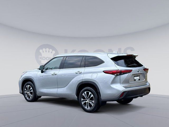 2021 Toyota Highlander Hybrid XLE