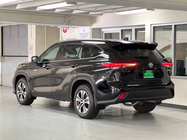 2021 Toyota Highlander Hybrid XLE