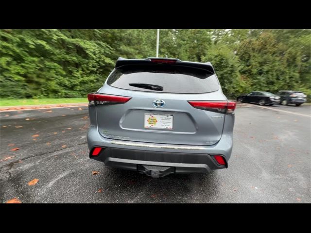 2021 Toyota Highlander Hybrid XLE