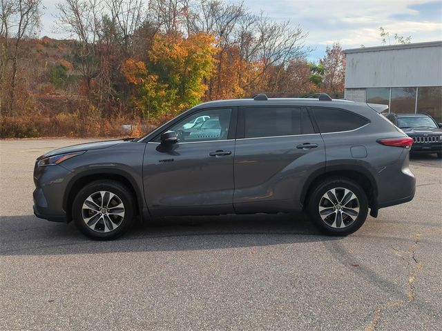 2021 Toyota Highlander Hybrid XLE