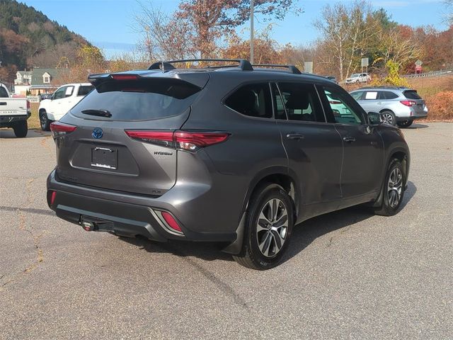 2021 Toyota Highlander Hybrid XLE