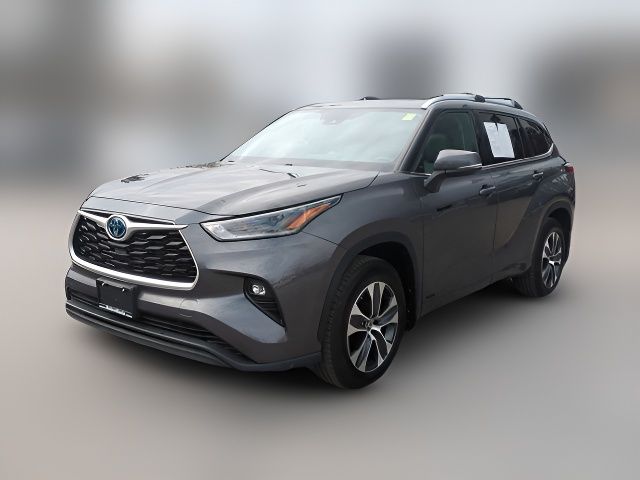 2021 Toyota Highlander Hybrid XLE