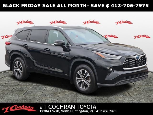 2021 Toyota Highlander Hybrid XLE