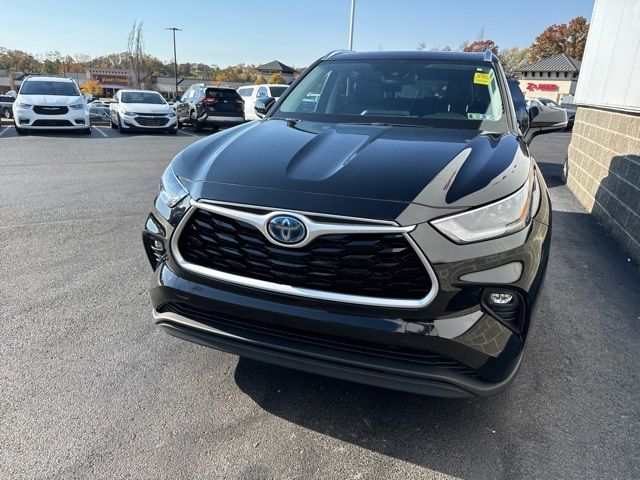 2021 Toyota Highlander Hybrid XLE