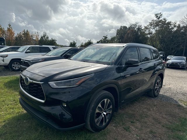 2021 Toyota Highlander Hybrid XLE