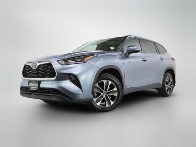 2021 Toyota Highlander Hybrid XLE