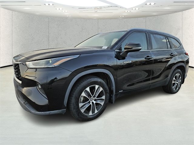 2021 Toyota Highlander Hybrid XLE