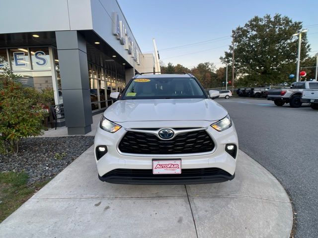 2021 Toyota Highlander Hybrid XLE